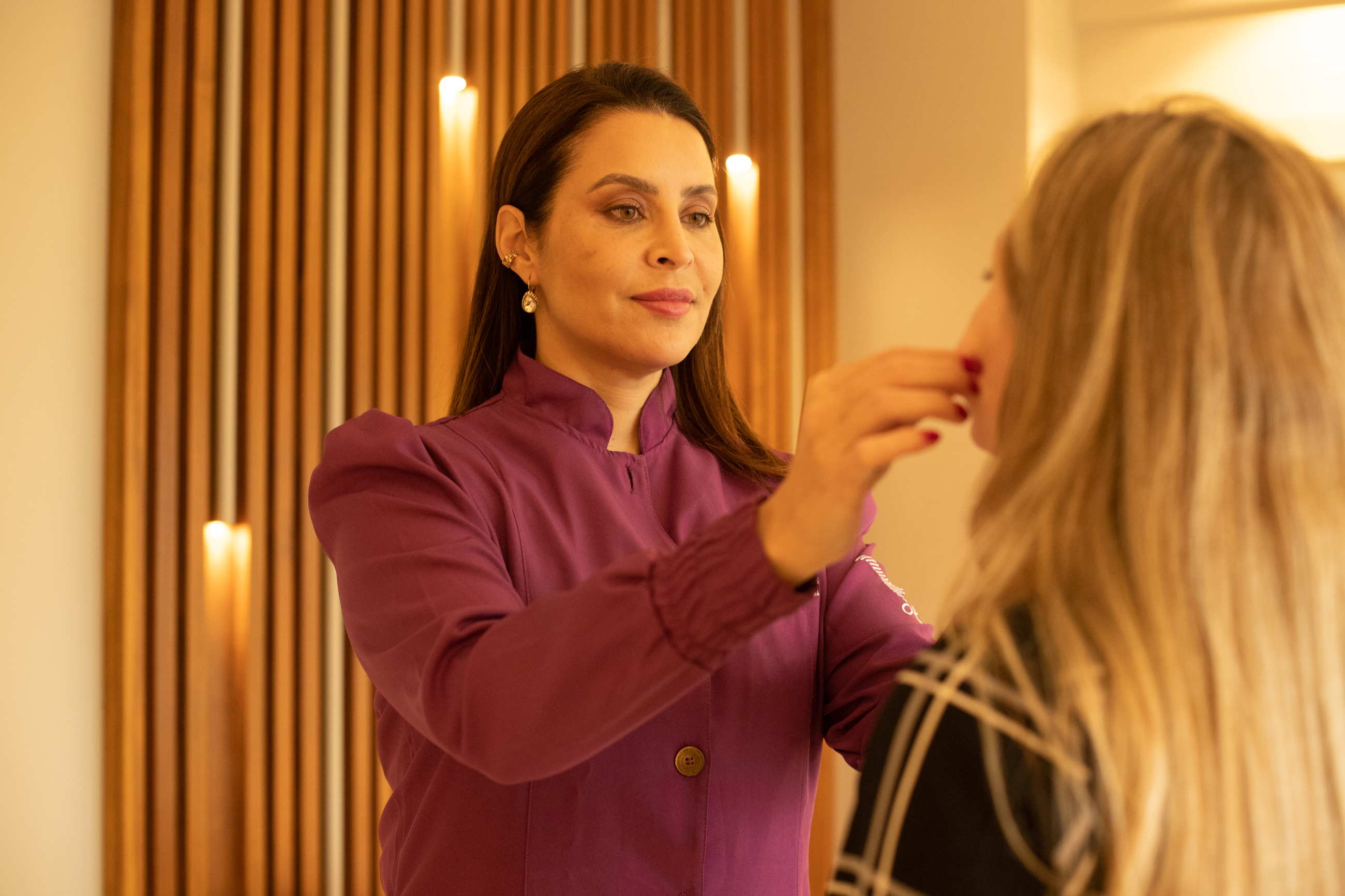 Dra. Ana Flávia em atendimento